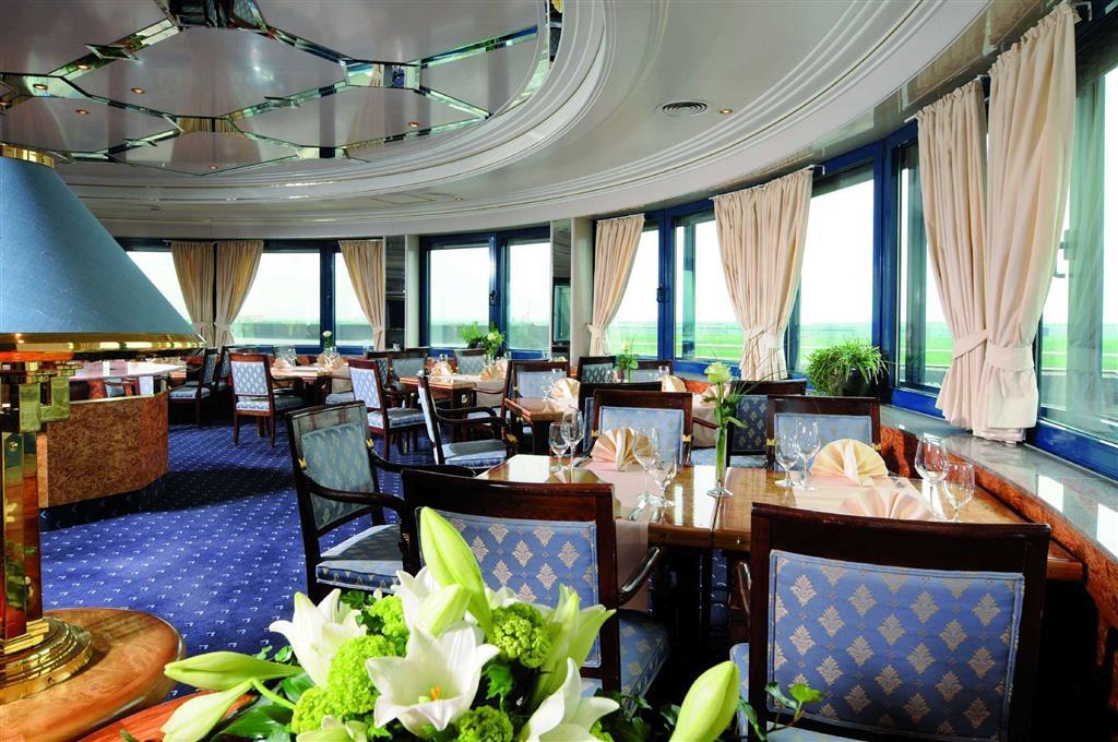 Maritim Airport Hotel Hannover Restaurant photo